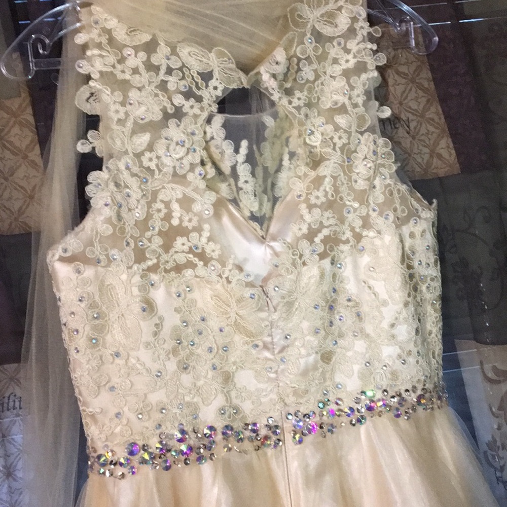 Dress ππΌππ - Picture 3 of 3
